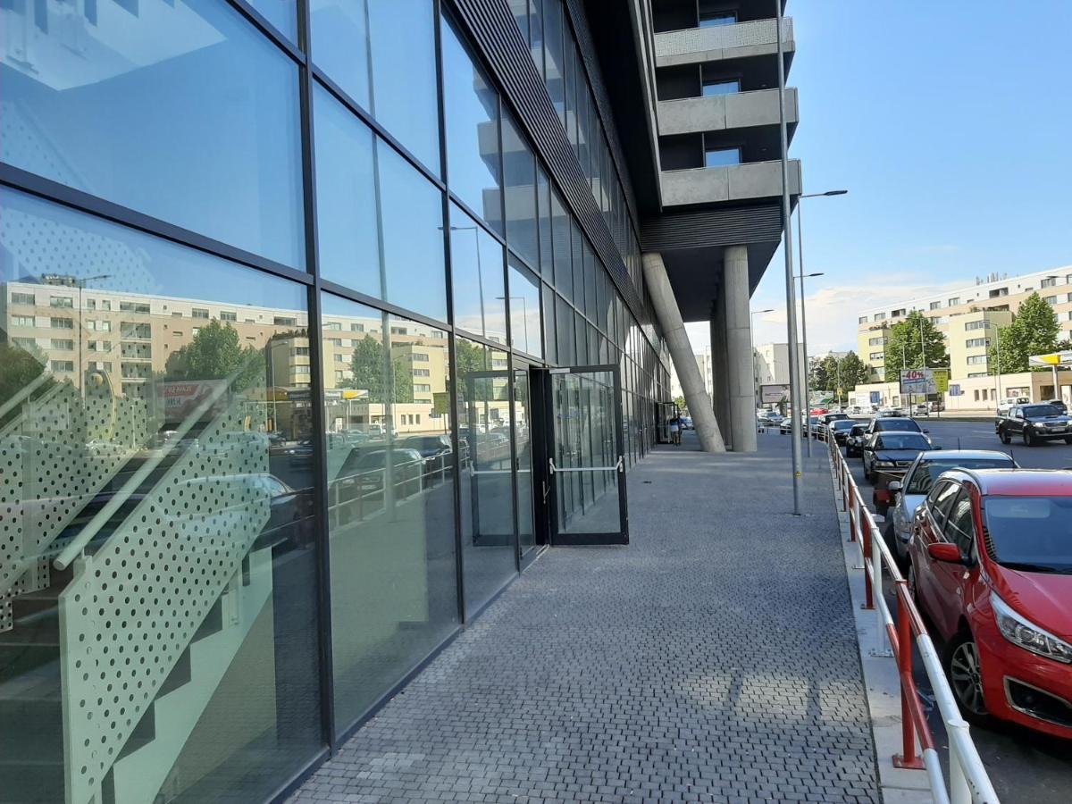 Apartment Cherry Bratislava & Free Parking Ngoại thất bức ảnh